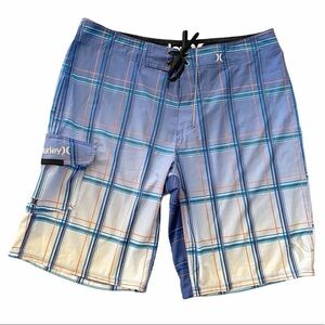 HURLEY blue and white swim trunks size 34